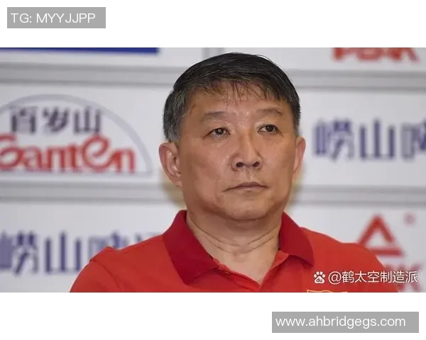 中国女篮30岁王牌逆袭归来肌贴加持砍下25分宫鲁鸣重用她引发热议